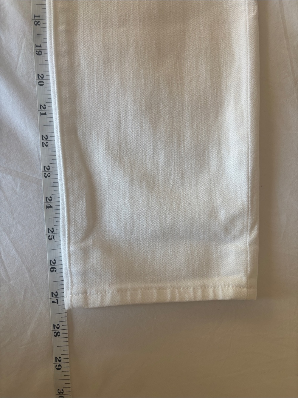 7 For All Mankind Josefina Jeans, White, 29 - Picture 5 of 9